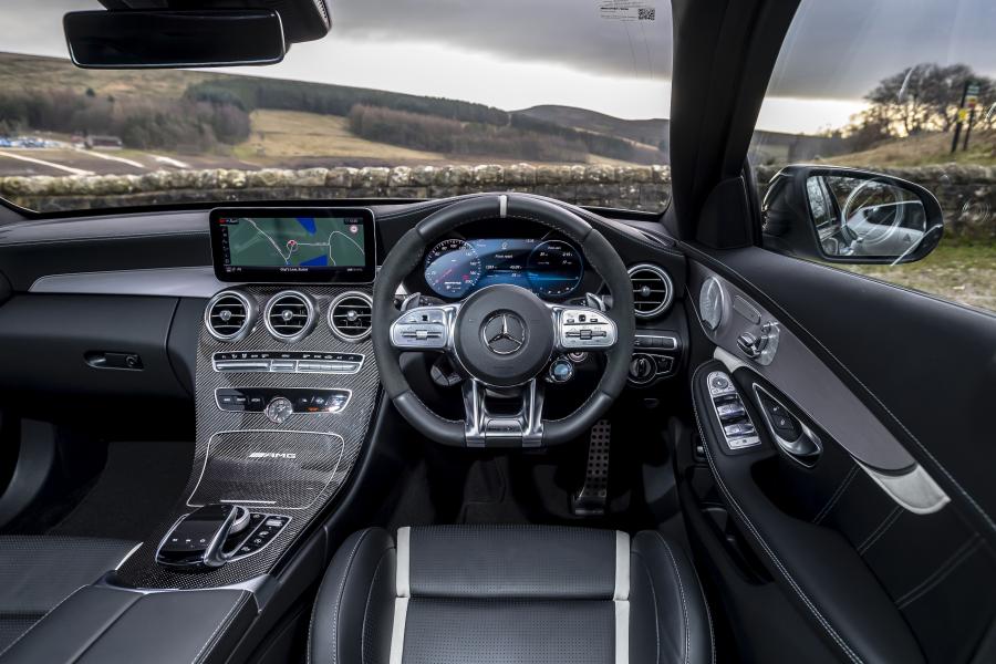Торпедо Mercedes-AMG C63 S Estate (S205) 2018 года  (UK) (фото 17 из 36)
